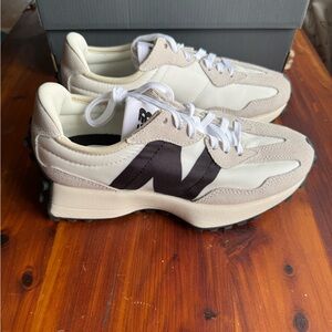 New Balance Women's Beige and Black Sneakers